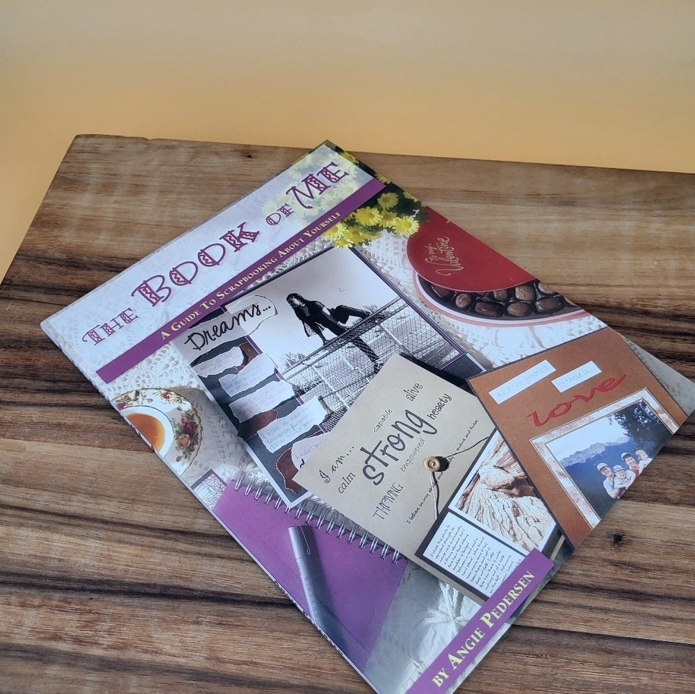 3-Piece Set of Scrapbooking Books, NWT - Picture 6 of 7